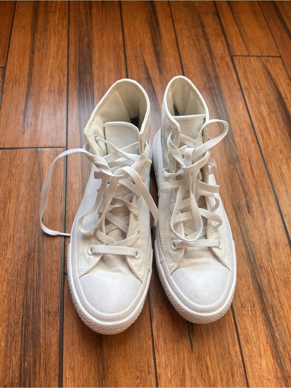 Converse All Stars All White High-Top Sneakers Size 8 - Picture 3 of 9
